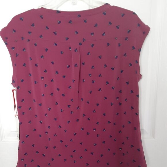 ELLE Size Medium Pink w/Grey & Black Hearts Design Sleeveless Top - Picture 3 of 3